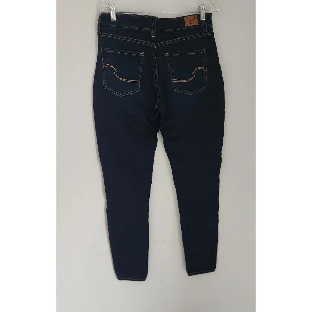 Levis signature gold
